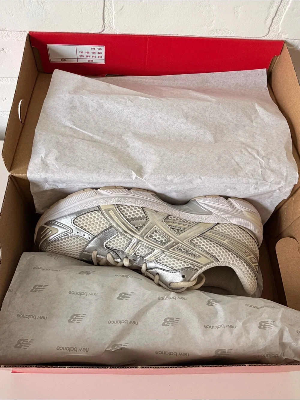 Asics 1130 Cream and Silver Athletic Sneakers, 8.5W, 40